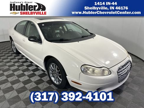 Used 2002 Chrysler Concorde Limited FWD image 1