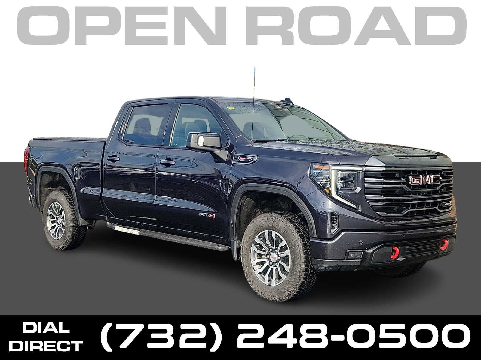 Used 2022 GMC Sierra 1500 AT4 w/ Technology Package AWD/4WD image 1