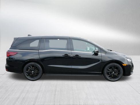 Used 2023 Honda Odyssey Sport image 8