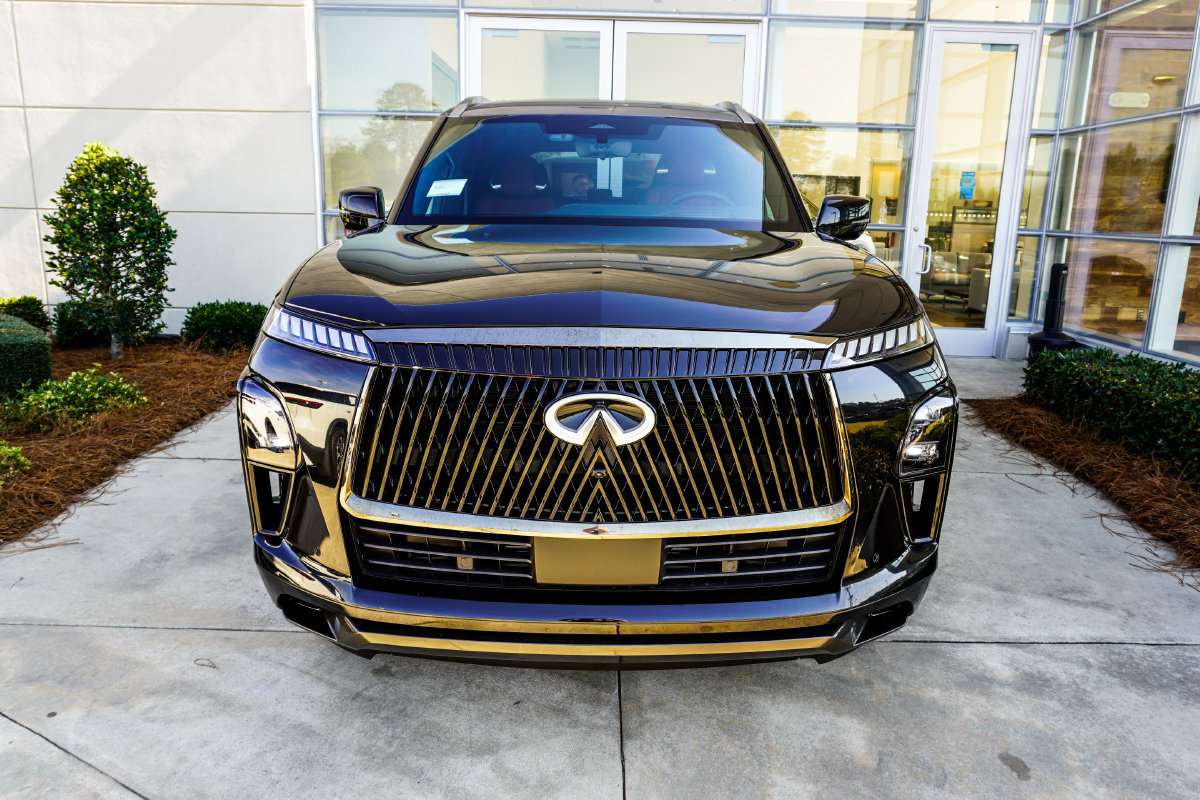 New 2026 INFINITI QX80 Autograph w/ Premium Cargo Package AWD/4WD image 7
