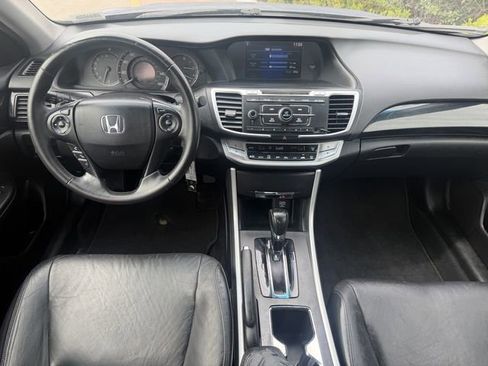 Used 2015 Honda Accord Sport image 9
