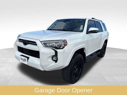Used 2021 Toyota 4Runner SR5 Premium image 3