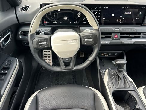 Used 2025 Kia K4 GT-Line Turbo image 16