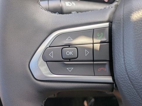 New 2026 Jeep Compass Latitude image 26