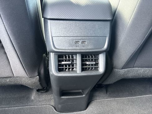 New 2026 Chevrolet Equinox LT image 23