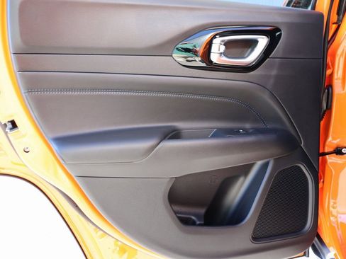 New 2026 Jeep Compass Latitude image 16