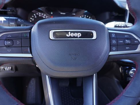 Used 2022 Jeep Compass Trailhawk image 17