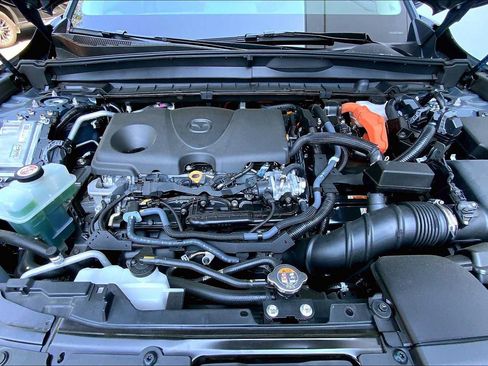 Used 2025 MAZDA CX-50 AWD 2.5 Hybrid w/ Premium Pkg image 14