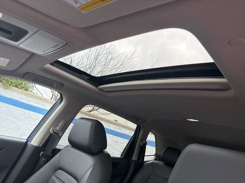 Used 2024 Honda CR-V EX-L image 11