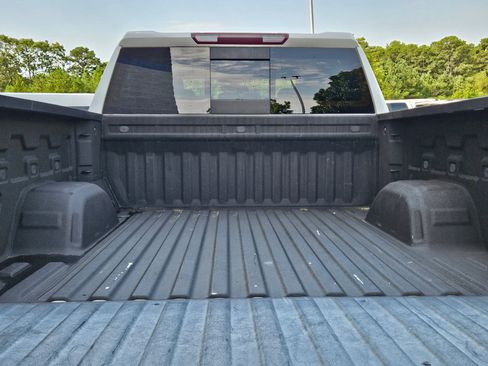 Used 2020 Chevrolet Silverado 1500 LTZ w/ LTZ Plus Package AWD/4WD image 29