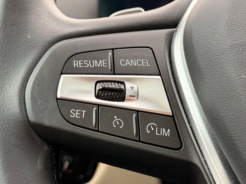 Used 2024 BMW 330i Sedan w/ Premium Package RWD image 23