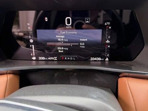 Used 2023 GMC Canyon AT4 w/ AT4 Premium Package AWD/4WD image 4