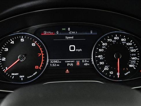 Used 2022 Audi Q5 2.0T Premium image 11