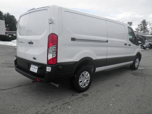 Used 2024 Ford Transit 250 Low Roof image 7