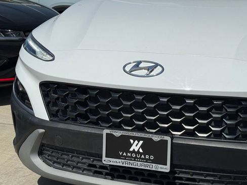 Used 2023 Hyundai Kona SEL image 6