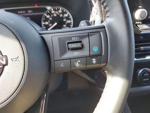 Used 2025 Nissan Pathfinder Rock Creek AWD/4WD image 20