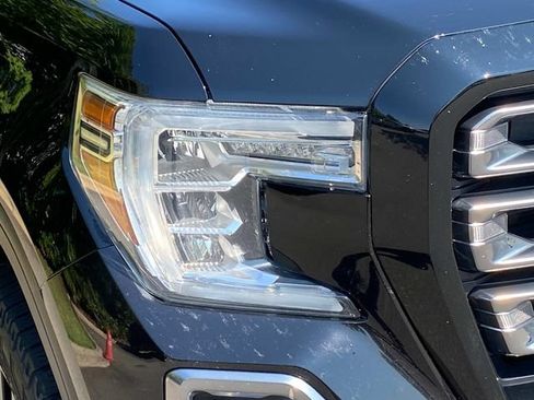 Used 2020 GMC Sierra 1500 AT4 w/ AT4 Premium Package AWD/4WD image 4