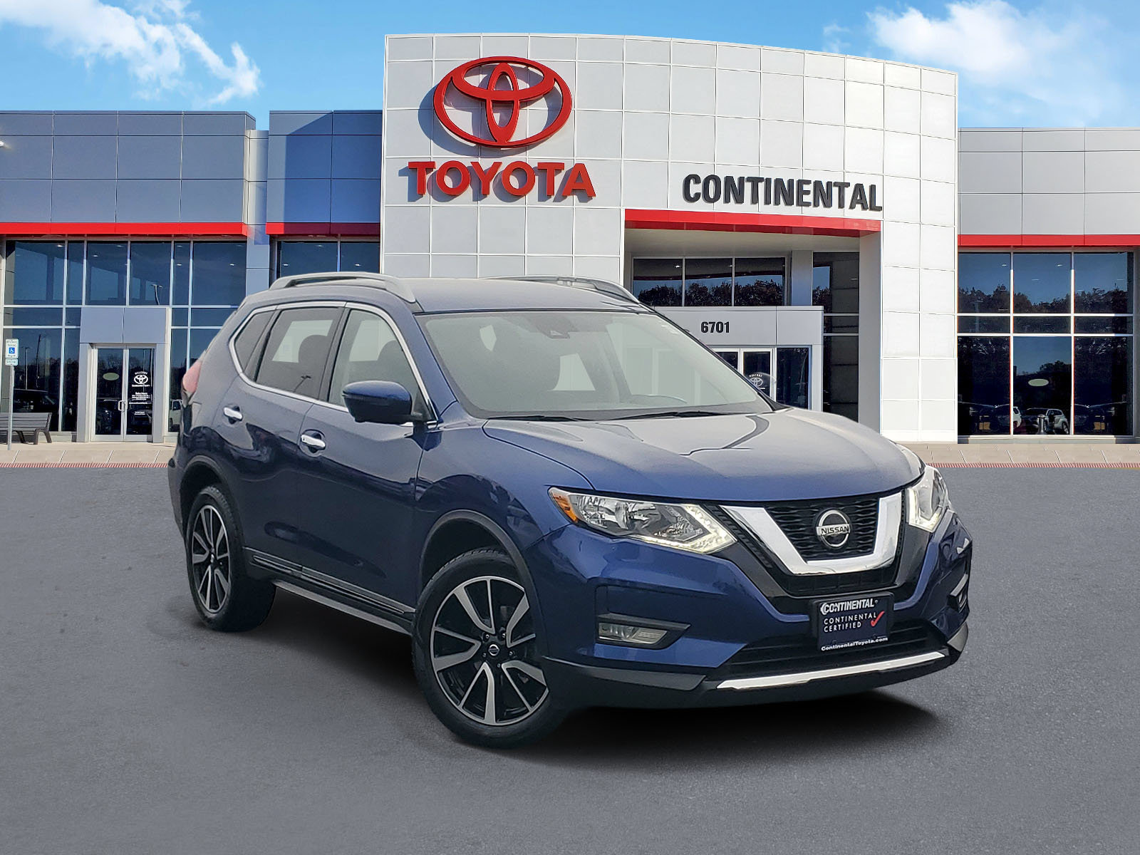 Used 2020 Nissan Rogue SL AWD/4WD image 2