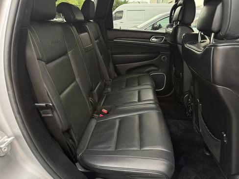 Used 2018 Jeep Grand Cherokee Summit w/ Platinum Series Group AWD/4WD image 24