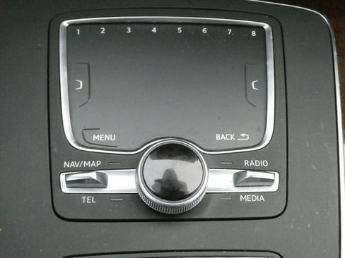 Used 2018 Audi Q5 2.0T Premium Plus w/ Premium Plus Package image 14