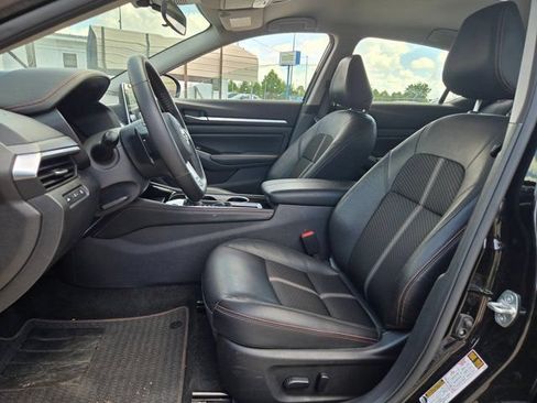 Used 2025 Nissan Altima 2.5 SR FWD image 23