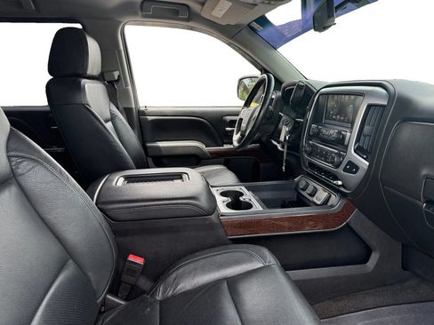 Used 2018 GMC Sierra 1500 SLE w/ Suspension Package, Off-Road AWD/4WD image 18