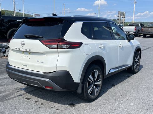 Used 2023 Nissan Rogue SL w/ SL Premium Package AWD/4WD image 5