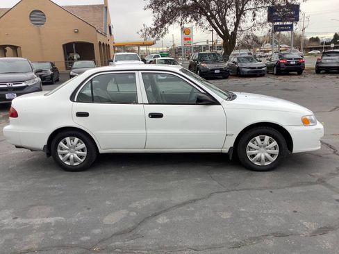 Used 2002 Toyota Corolla CE image 6