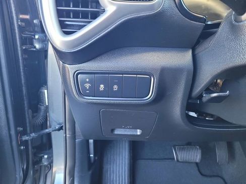 Used 2024 Kia Soul LX w/ Option Group 015 FWD image 23