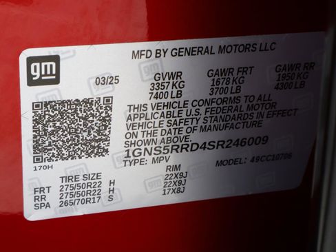 Used 2025 Chevrolet Tahoe RST w/ Comfort Package image 24