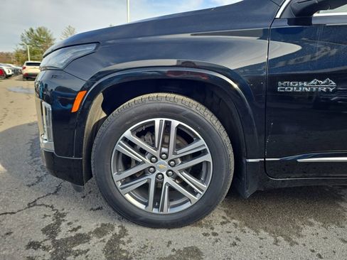 Used 2023 Chevrolet Traverse High Country w/ LPO, Floor Liner Package image 9
