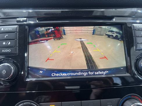 Used 2022 Nissan Rogue Sport S image 25