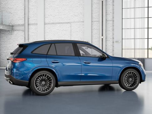Used 2026 Mercedes-Benz GLC 300 image 13
