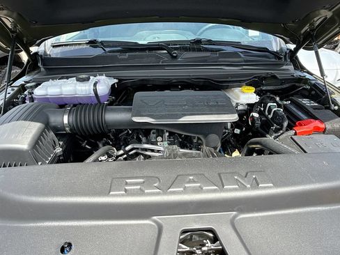 New 2026 RAM 1500 Express AWD/4WD image 33