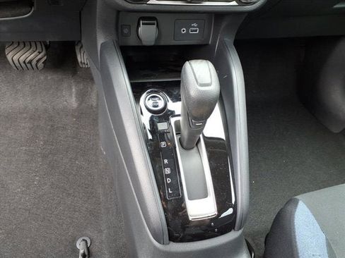 New 2025 Nissan Versa SV w/ Trunk Package image 8