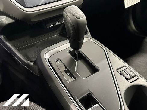 Used 2025 Subaru Crosstrek 2.0i Premium image 17