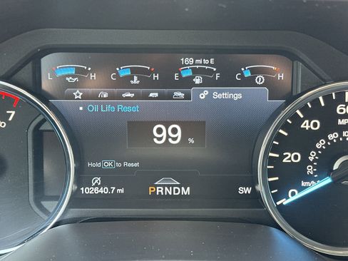 Used 2018 Ford F150 Lariat w/ Equipment Group 502A Luxury AWD/4WD image 21