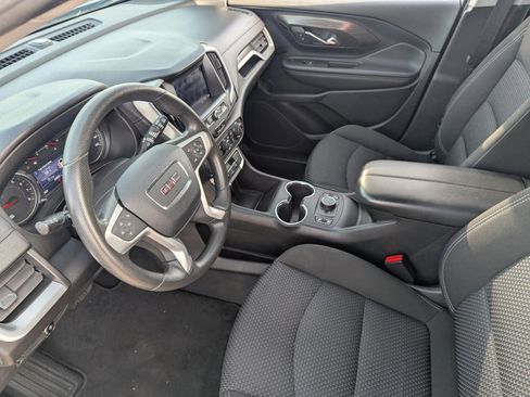Used 2023 GMC Terrain SLE w/ Driver Convenience Package image 22