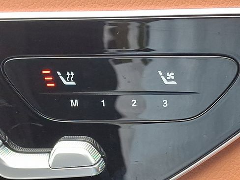 Certified 2022 Mercedes-Benz C 300 4MATIC Sedan image 25