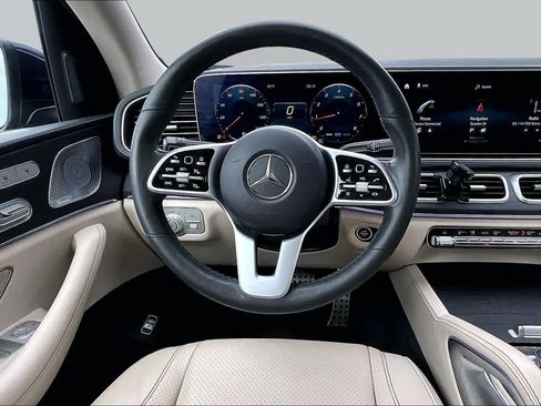 Used 2020 Mercedes-Benz GLS 450 4MATIC image 6