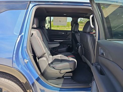 New 2026 Chevrolet Traverse RS FWD image 28