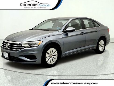 Used 2020 Volkswagen Jetta S w/ Driver Assistance Package FWD image 1
