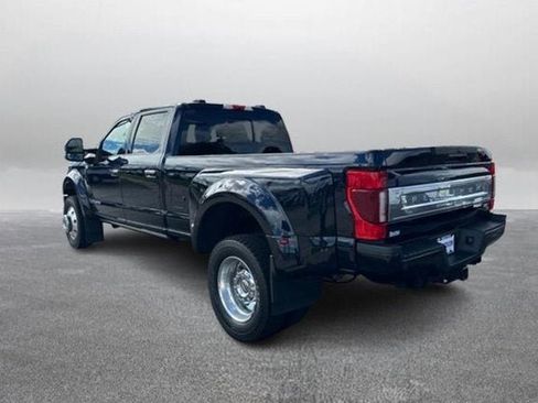 Certified 2022 Ford F450 Platinum w/ FX4 Off-Road Package AWD/4WD image 7