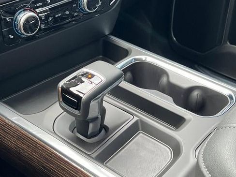 New 2026 GMC Sierra 1500 Elevation w/ Elevation Premium Package AWD/4WD image 24