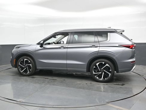 Used 2023 Mitsubishi Outlander SEL AWD/4WD image 10