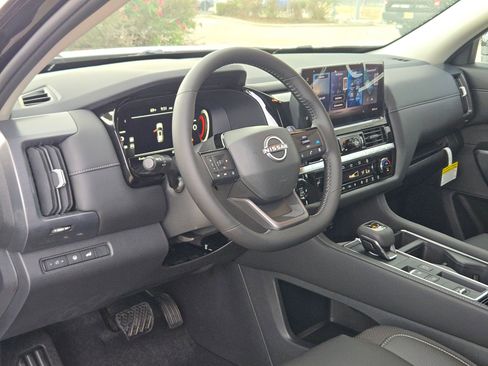 New 2026 Nissan Pathfinder SL FWD image 9