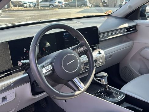 Used 2024 Hyundai Kona SEL image 26
