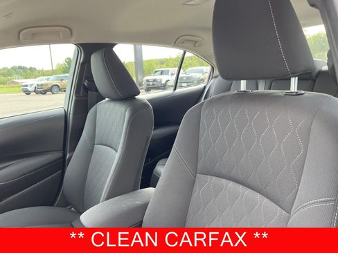 Used 2024 Toyota Corolla LE w/ LE Convenience Package FWD image 2