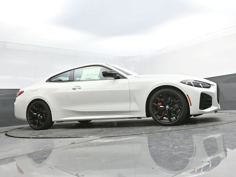 New 2026 BMW 430i Coupe w/ M Sport Package image 38