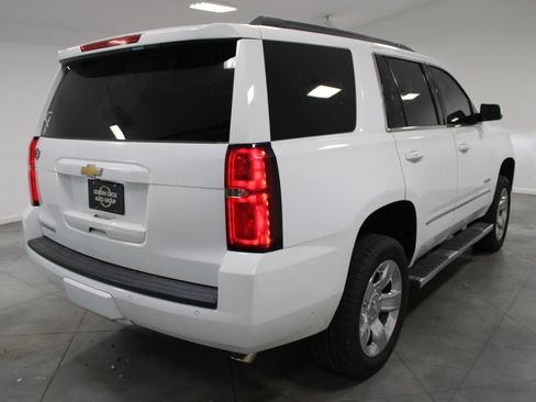 Used 2017 Chevrolet Tahoe LT w/ LT Signature Package RWD image 9